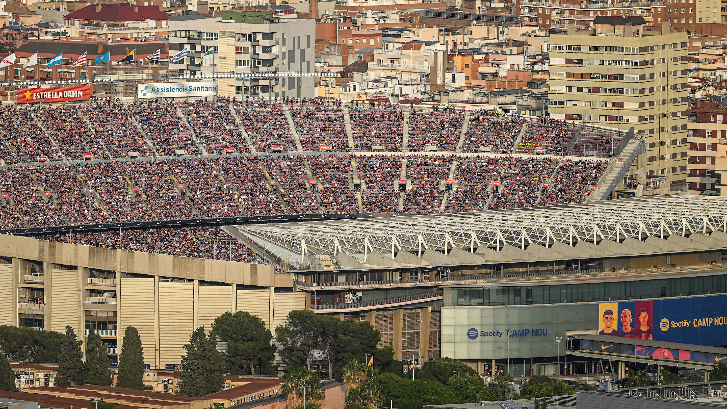 FC Barcelone : La dernière technique du FC Barcelone au nouveau Camp Nou pour sortir de la crise financière
