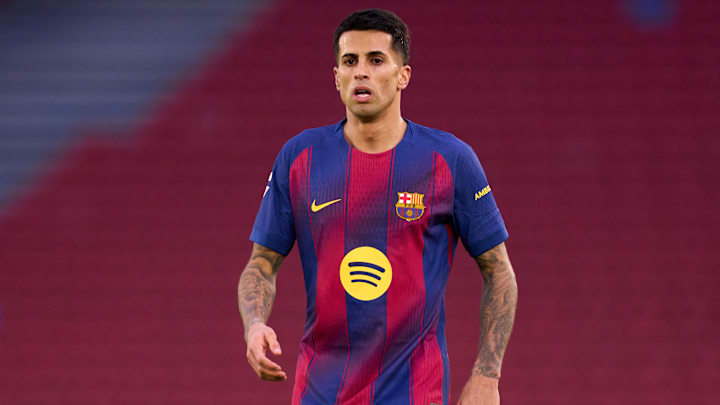 Joao Cancelo est de retour au Barça.
