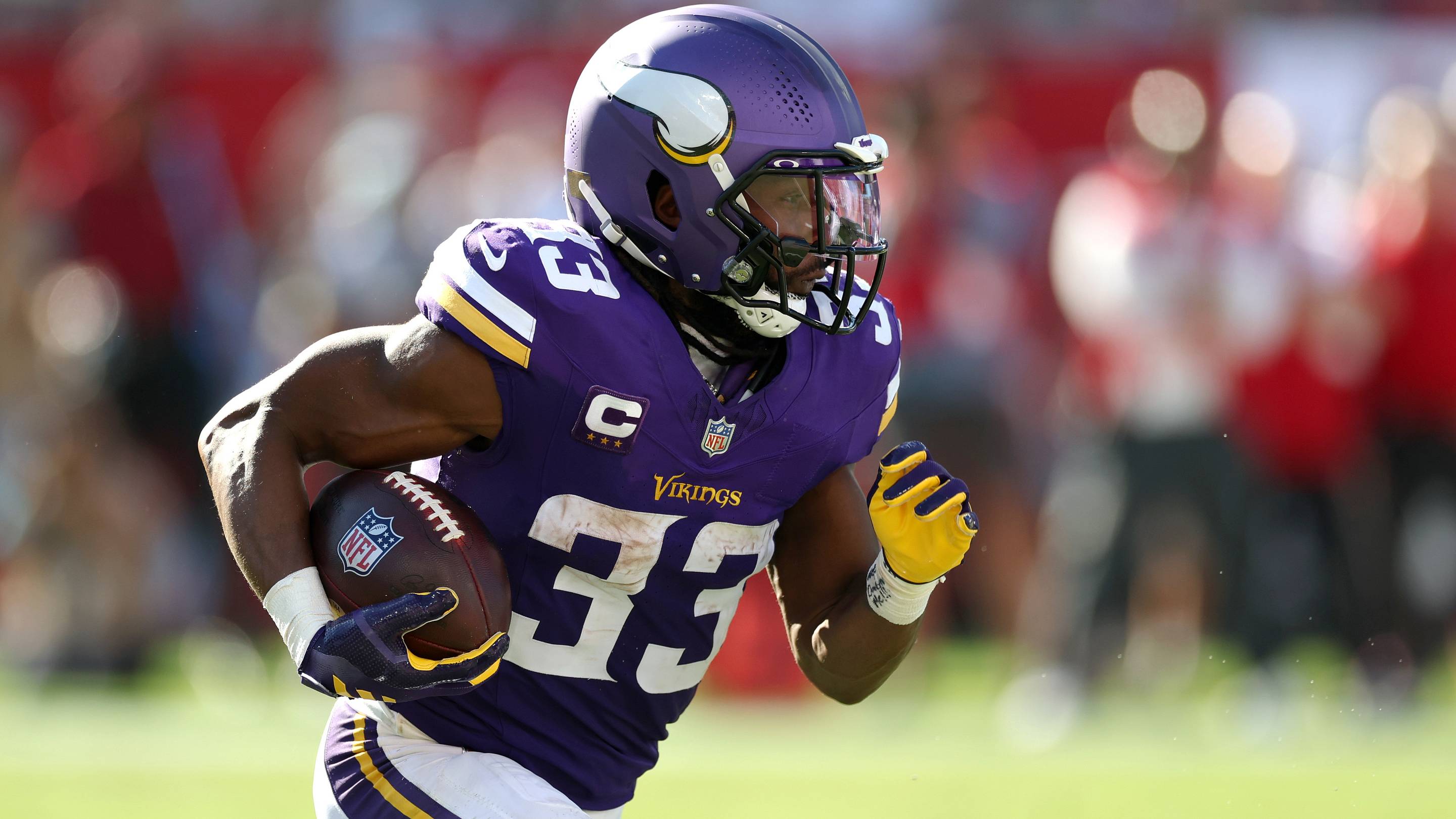 Vikings' Snap Count vs. Bucs: Biggest Winners, Losers & Role Changes in Week 3