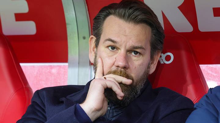 Thomas Kessler muss die Krise des 1. FC Köln managen Thomas Kessler muss die Krise des 1. FC Köln managen