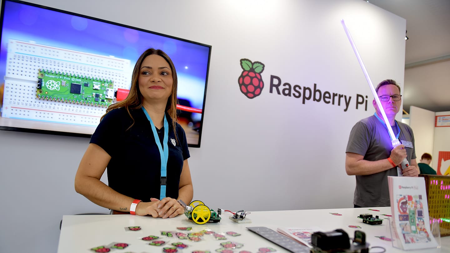 Raspberry Pi 的颠覆性更新：Pico 2 W 和 CM5 重新定义 DIY 技术