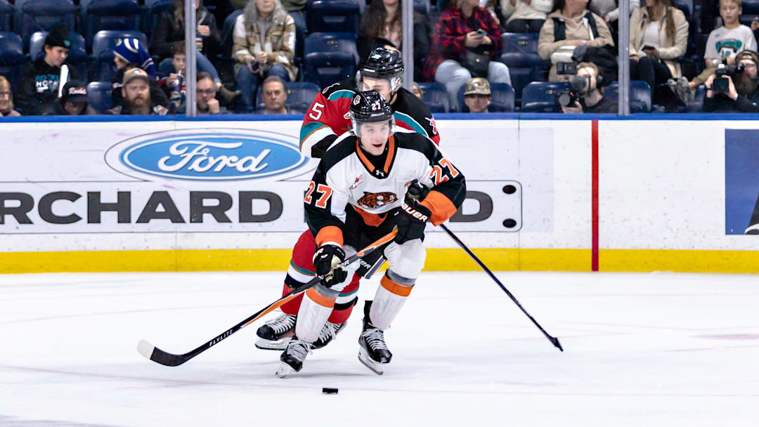 Medicine Hat Tigers v Kelowna Rockets