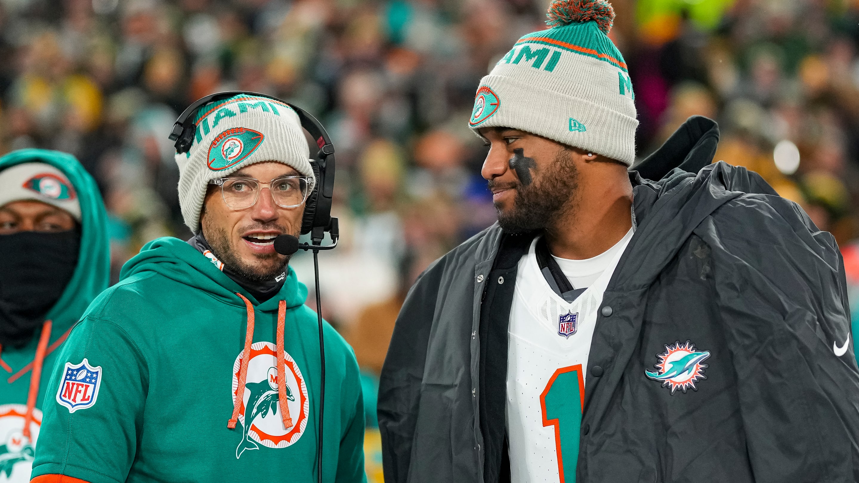 If Mike McDaniel saves his job, is Tua Tagovailoa safe with the Dolphins too? thumbnail