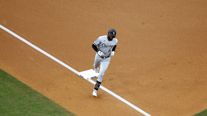 Chicago White Sox v Los Angeles Dodgers