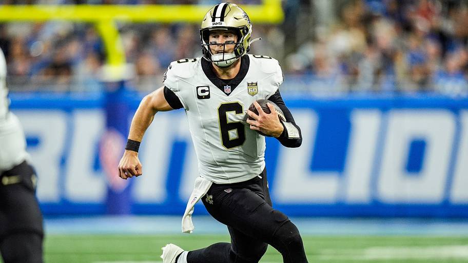 New Orleans Saints quarterback Tyler Shough