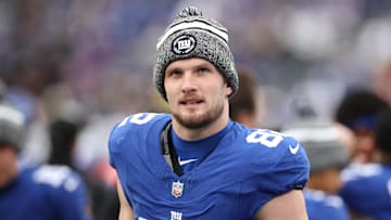 Dec 31, 2023; East Rutherford, New Jersey, USA; New York Giants tight end Daniel Bellinger (82) at MetLife Stadium. Mandatory Credit: Vincent Carchietta-Imagn Images