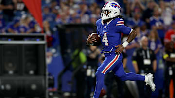 Miami Dolphins v Buffalo Bills