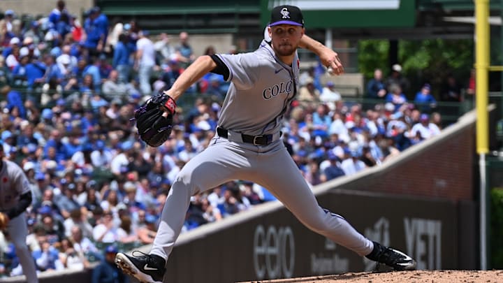 May 26, 2025; Chicago, Illinois, USA; Colorado Rockies starting pitcher Carson Palmquist (45) pitches during the first inning against the Chicago Cubs at Wrigley Field. May 26, 2025; Chicago, Illinois, USA; Colorado Rockies starting pitcher Carson Palmquist (45) pitches during the first inning against the Chicago Cubs at Wrigley Field.