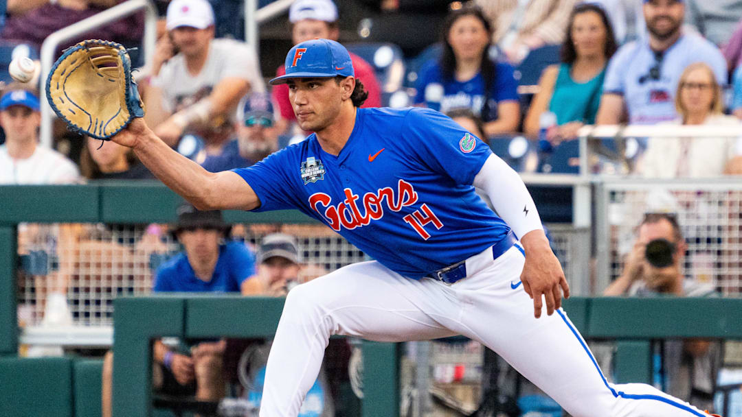 Florida Gators first baseman Jac Caglianone wins the John Olerud Award
