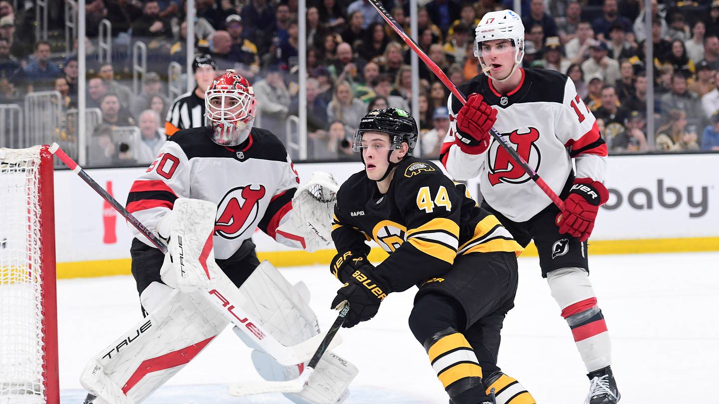 Simon Riley Watch Three Bruins Players to Watch at 2026 Rookie Camp
