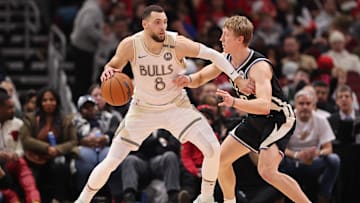 Milwaukee Bucks v Chicago Bulls