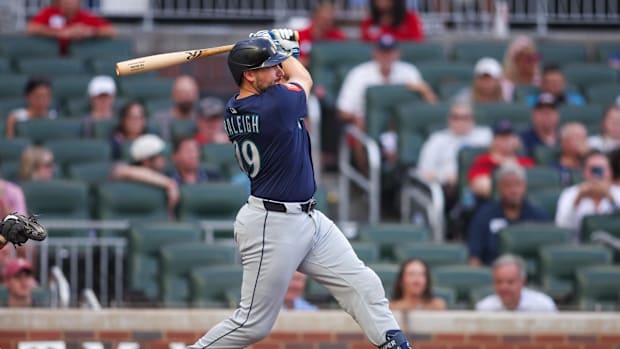 Seattle Mariners catcher Cal Raleigh