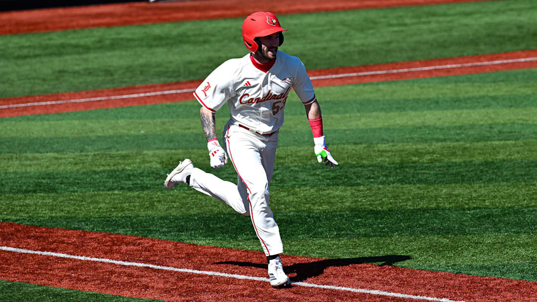 Louisville baseball outfielder Lucas Moore