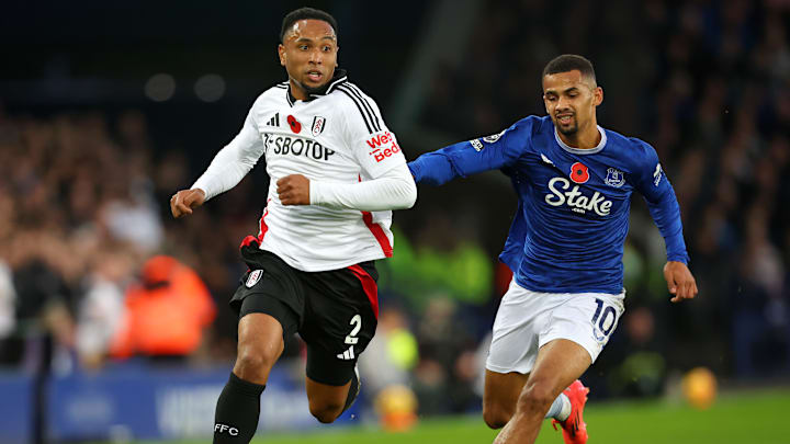 Everton FC v Fulham FC - Premier League