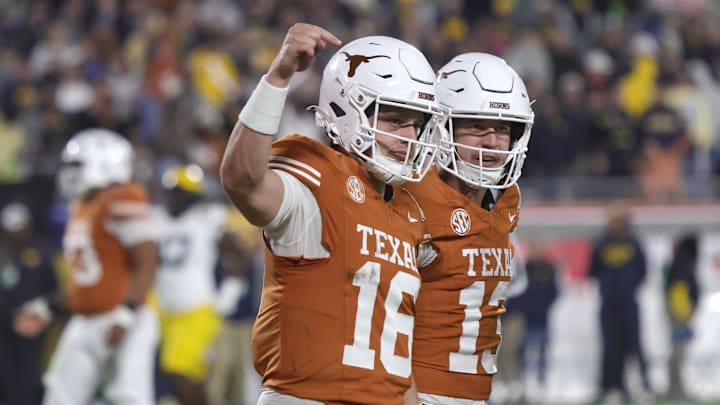 2025 Cheez-It Citrus Bowl - Texas v Michigan