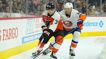 New York Islanders take on the Philadelphia Flyers on Monday night at UBS Arena.