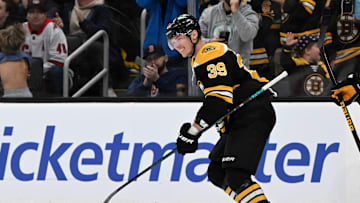 Carolina Hurricanes v Boston Bruins