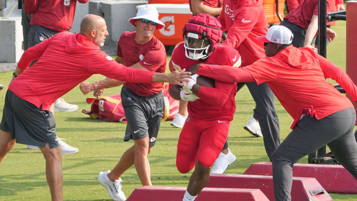 Jul 26, 2024; Kansas City, MO, USA; Kansas City Chiefs running back Clyde Edwards-Helaire (25) runs drills during training camp at Missouri Western State University. Mandatory Credit: Denny Medley-USA TODAY Sports