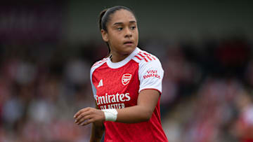 Olivia Smith custou mais de R$ 7 milhões aos cofres do Arsenal