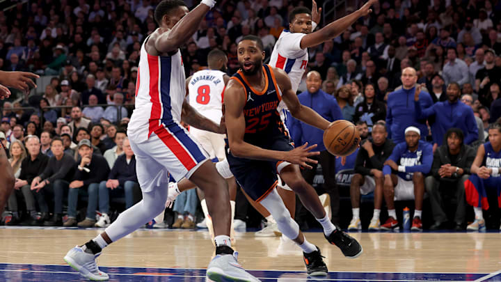 Apr 21, 2025; New York, New York, USA; New York Knicks forward Mikal Bridges (25) controls the ball against Detroit Pistons center Jalen Duren (0) and guard Malik Beasley (5) during the third quarter of game two of the first round of the 2024 NBA Playoffs at Madison Square Garden. Mandatory Credit: Brad Penner-Imagn Images Apr 21, 2025; New York, New York, USA; New York Knicks forward Mikal Bridges (25) controls the ball against Detroit Pistons center Jalen Duren (0) and guard Malik Beasley (5) during the third quarter of game two of the first round of the 2024 NBA Playoffs at Madison Square Garden. Mandatory Credit: Brad Penner-Imagn Images