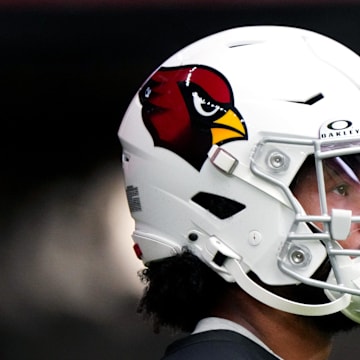 Arizona Cardinals quarterback Kyler Murray (1) practices during the team's training camp session at State Farm Stadium in Glendale on July 24, 2024.