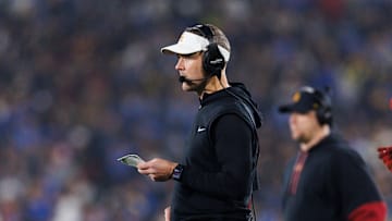 USC v UCLA