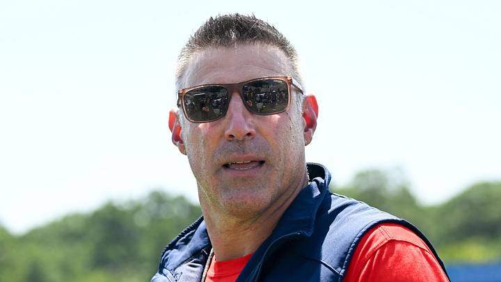 New England Patriots head coach Mike Vrabel