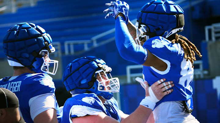 Kentucky’s David Washington Jr. celebrated scoring a touchdown with Jager Burton against the defense of Kentucky during their Spring practice finale at Kroger Field.
April 12, 2025