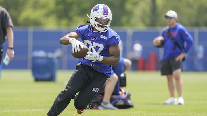 Jun 11, 2025; Orchard Park, NY, USA; Buffalo Bills wide receiver Kelly Akharaiyi (87) makes a catch during Minicamp at Highmark Stadium.
