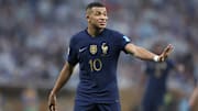 El presidente de Francia es el principal interesado en que Kylian Mbappé dispute los Juegos Olímpicos de París 2024 