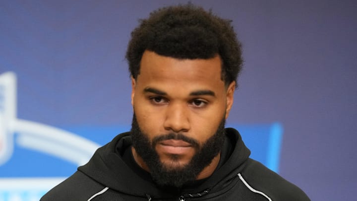 Miami pass-rusher Akheem Mesidor