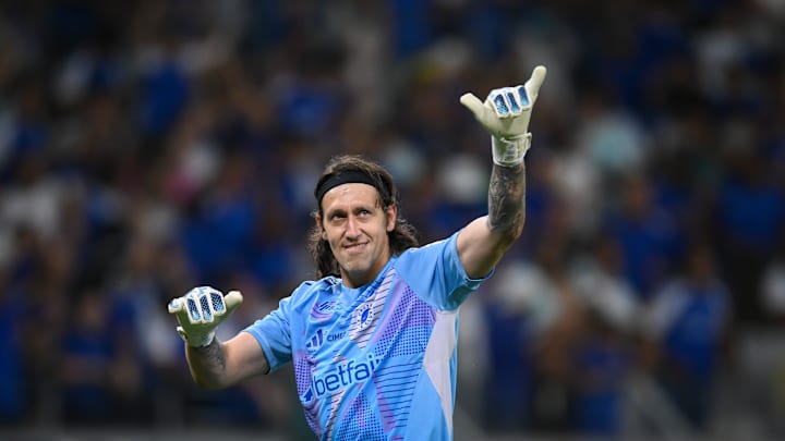 Cássio é o goleiro titular do Cruzeiro Cássio é o goleiro titular do Cruzeiro