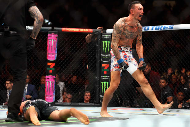 UFC’s Ilia Topuria Blames Max Holloway on Fight Holdup: ‘Giving All the 