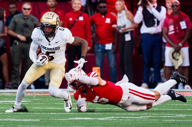 Colorado Buffaloes wide receiver Jimmy Horn Jr. (5) returns the opening kickoff against Nebraska Cornhuskers 