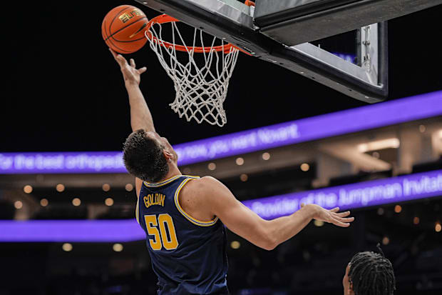 Michigan men's basketball center Vlad Goldin