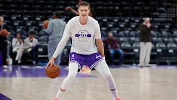 Portland Trail Blazers v Utah Jazz