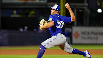 Toronto Blue Jays v New York Yankees