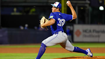 Toronto Blue Jays v New York Yankees