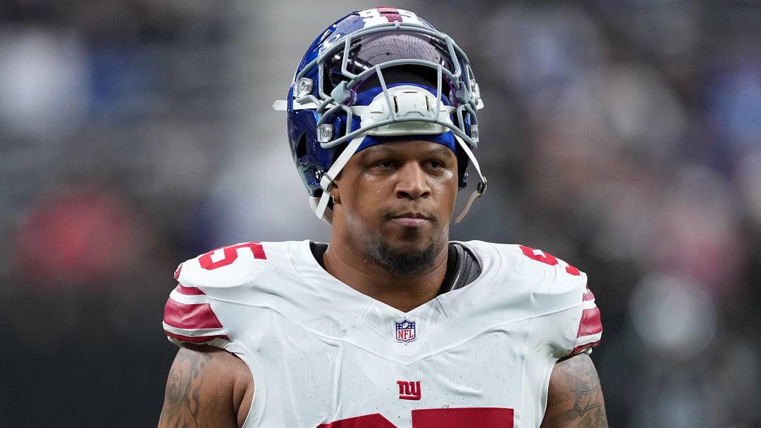 New York Giants - defensive tackle Roy Robertson-Harris