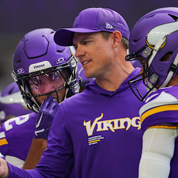Aug 9, 2025; Minneapolis, Minnesota, USA; Minnesota Vikings head coach Kevin O'Connell talks to his team before the game against the Houston Texans at U.S. Bank Stadium.