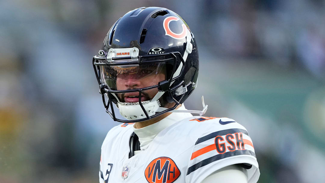 Chicago Bears v Green Bay Packers - NFL 2025