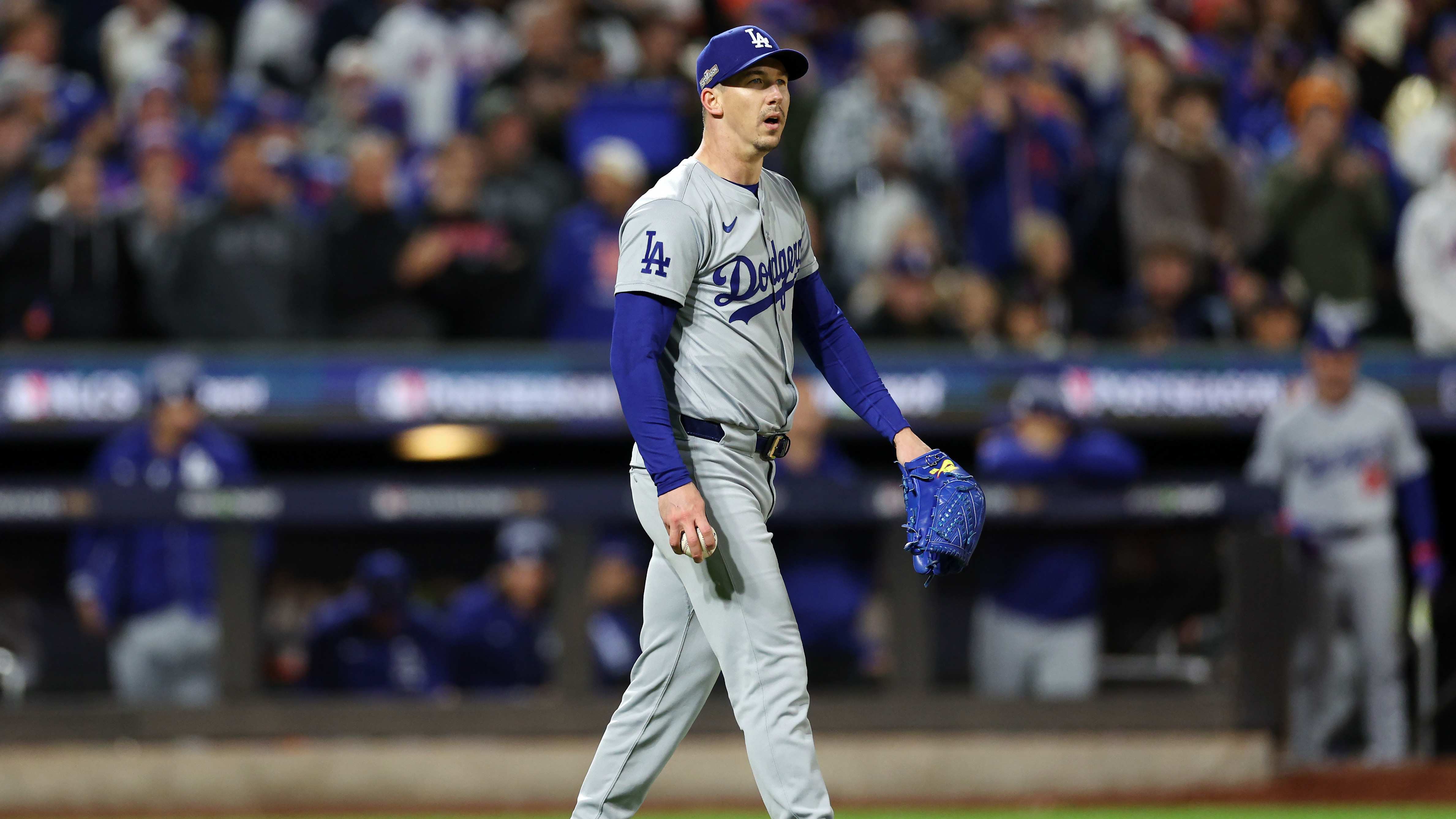 沃克布勒 (Walker Buehler) 讓大都會隊的球員看起來像十足的小丑，球場組合令人討厭