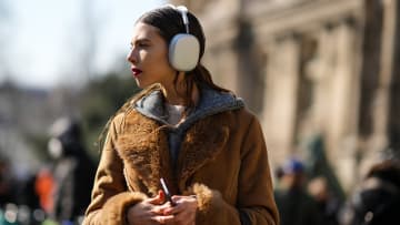 Street Style : Day Eight - Paris Fashion Week - Womenswear F/W 2022-2023