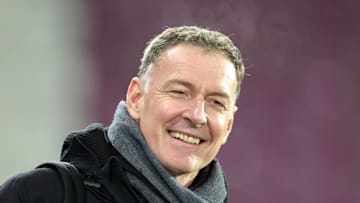 Heart of Midlothian v Celtic - William Hill Premiership - Tynecastle Park Chris Sutton ahead of the William Hill Premiership match at Tynecastle Park, Edinburgh. Picture date: Saturday November 23, 2024. Use subject to restrictions. Editorial use only, no commercial use without prior consent from rights holder. PUBLICATIONxNOTxINxUKxIRL Copyright: xStevexWelshx 78297799