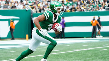 New York Jets wide receiver Xavier Gipson (3) runs after catching the punt, Sunday, September 7, 2025, in East Rutherford.