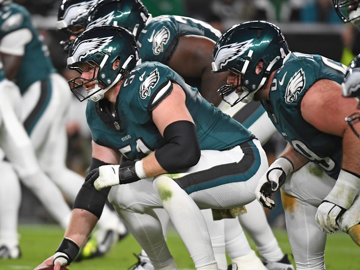 Eagles Center Answers Biggest Offseason Question: "He's Done A Bang-Up Job"