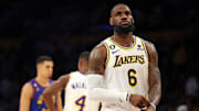 LeBron James hizo historia pese al revés de los Lakers en el Juego 3 ante Nuggets 