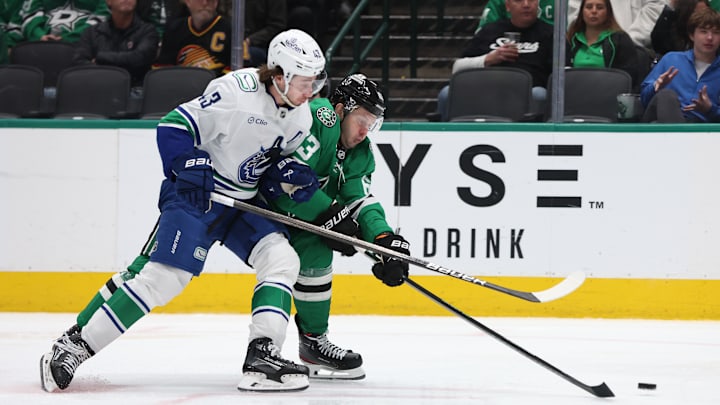 Vancouver Canucks v Dallas Stars