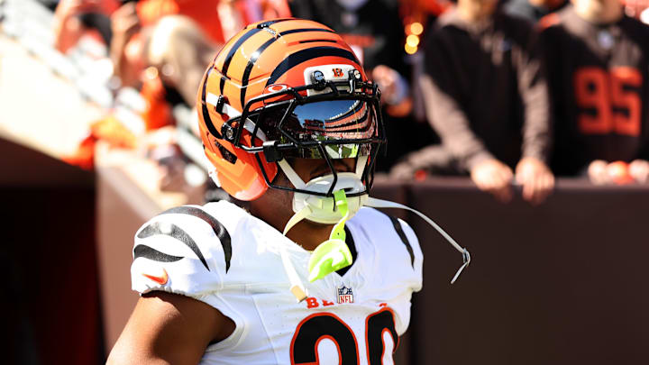 Sep 7, 2025; Cleveland, Ohio, USA; Cincinnati Bengals cornerback DJ Turner II (20) warms up before a game against the Cleveland Browns at Huntington Bank Field. Mandatory Credit: Scott Galvin-Imagn Images