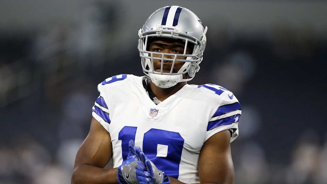 Aug 21, 2021; Arlington, Texas, USA; Dallas Cowboys wide receiver Amari Cooper (19) on the field before the game against the Houston Texans at AT&T Stadium. Mandatory Credit: Tim Heitman-Imagn Images